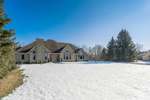 33 Fox Run Dr, House detached with 3 bedrooms, 4 bathrooms and 11 parking in Puslinch ON | Image 6