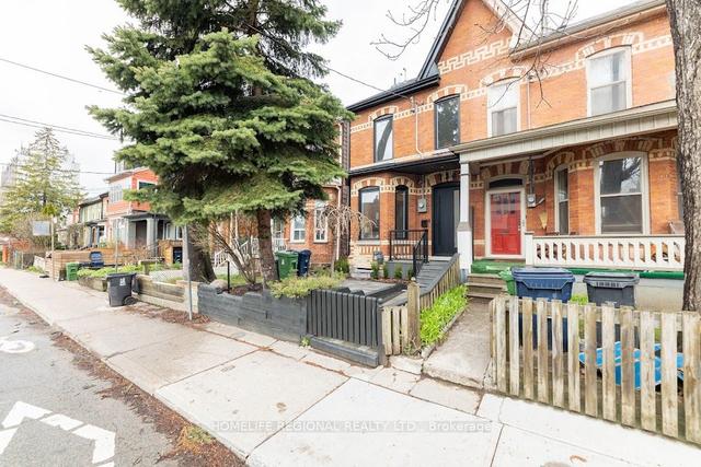 734 Richmond St W, House attached with 3 bedrooms, 5 bathrooms and 1 parking in Toronto ON | Image 35