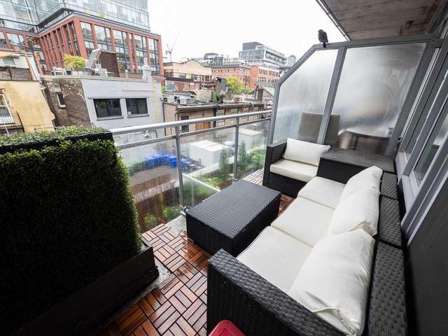 306 - 20 Stewart St, Condo with 2 bedrooms, 1 bathrooms and null parking in Toronto ON | Image 19