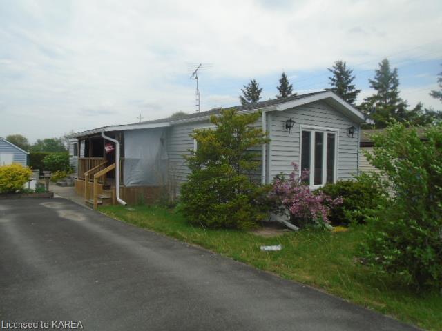 3 Maple Street, House detached with 2 bedrooms, 1 bathrooms and null parking in Greater Napanee ON | Image 1