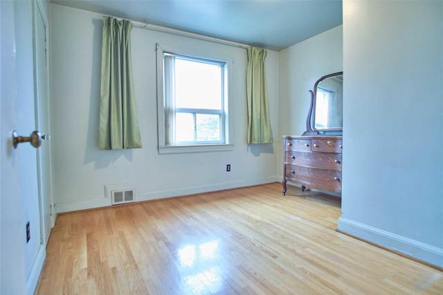 209 King St, House detached with 3 bedrooms, 3 bathrooms and 1 parking in Toronto ON | Image 8