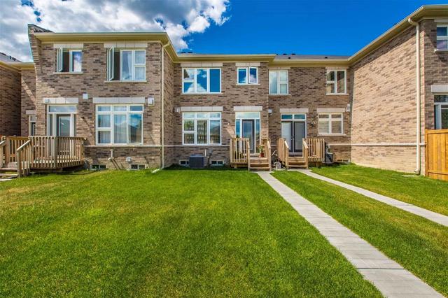 241 South Unionville Ave, House attached with 3 bedrooms, 3 bathrooms and 3 parking in Markham ON | Image 10