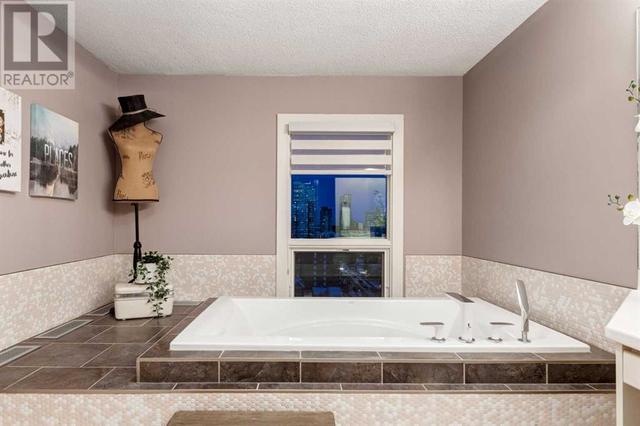 1440, - 540 14 Avenue Sw, Condo with 2 bedrooms, 2 bathrooms and 2 parking in Calgary AB | Image 18