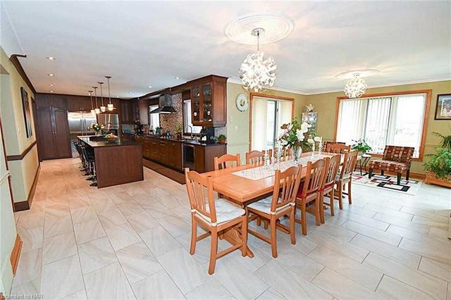1081 Vansickle Rd N, House detached with 4 bedrooms, 4 bathrooms and 11 parking in St. Catharines ON | Image 8