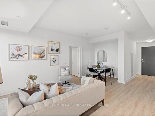 607 - 250 Lawrence Ave W, Condo with 2 bedrooms, 2 bathrooms and 1 parking in Toronto ON | Image 2