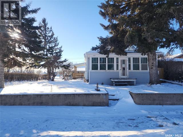 373 3rd Avenue E, House detached with 3 bedrooms, 2 bathrooms and null parking in Melville SK | Image 16