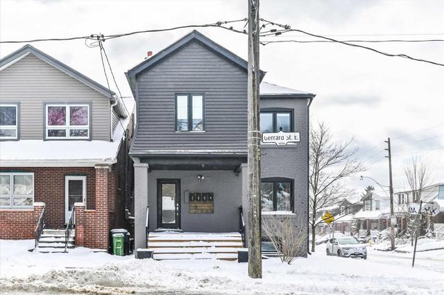 1659 Gerrard St E, House detached with 4 bedrooms, 6 bathrooms and 4 parking in Toronto ON | Image 1