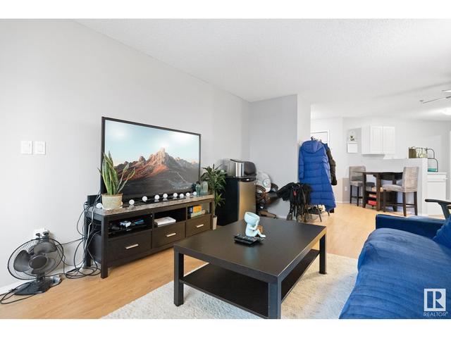 11 - 10331 106 St Nw, Condo with 2 bedrooms, 2 bathrooms and 1 parking in Edmonton AB | Image 3