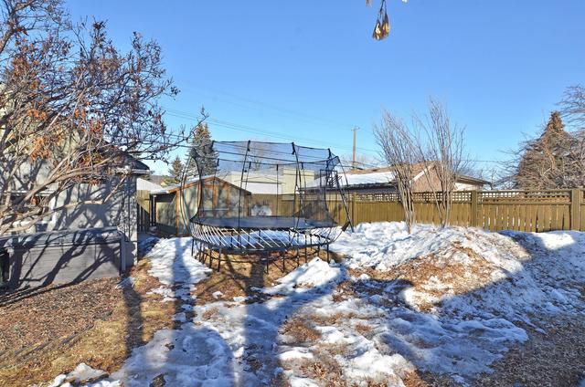 2014 9 Avenue Se, House detached with 4 bedrooms, 2 bathrooms and 2 parking in Calgary AB | Image 26
