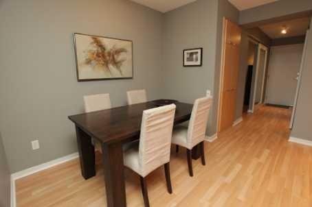 1003 - 75 Dalhousie St, Condo with 2 bedrooms, 1 bathrooms and null parking in Toronto ON | Image 3