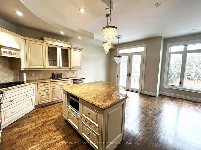 353 Glengarry Ave, House detached with 3 bedrooms, 4 bathrooms and 4 parking in Toronto ON | Image 13
