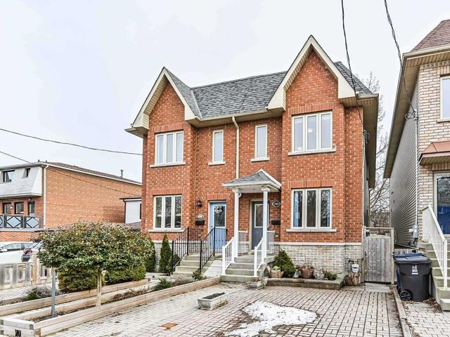 1969 Dundas St E, House semidetached with 1 bedrooms, 1 bathrooms and 0 parking in Toronto ON | Image 2