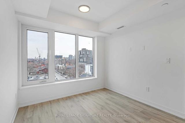 1008 - 2 Augusta Ave, Condo with 1 bedrooms, 2 bathrooms and 0 parking in Toronto ON | Image 3