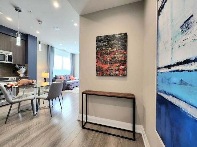 211 - 18 Graydon Hall Dr, Condo with 2 bedrooms, 2 bathrooms and 1 parking in Toronto ON | Image 16