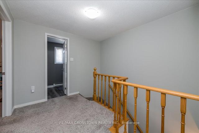 5 Loggers Run, Townhouse with 3 bedrooms, 2 bathrooms and 2 parking in Barrie ON | Image 4