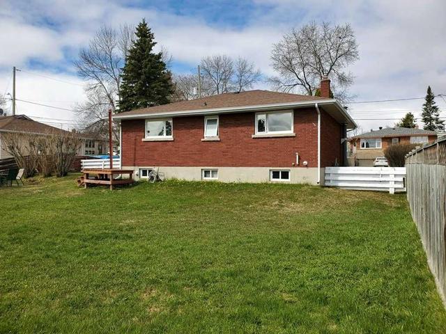 276 Terrace Cres, House detached with 3 bedrooms, 2 bathrooms and 3 parking in Thunder Bay ON | Image 19