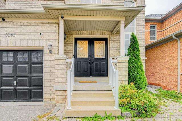 3243 Ridgeleigh Hts, House attached with 3 bedrooms, 4 bathrooms and 3 parking in Mississauga ON | Image 23