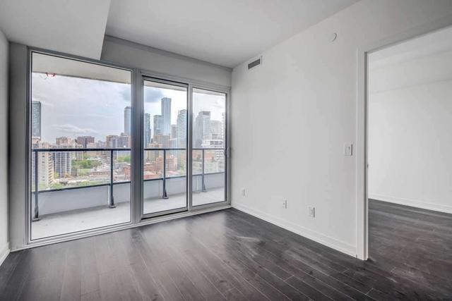 2011 - 85 Wood St, Condo with 1 bedrooms, 1 bathrooms and 0 parking in Toronto ON | Image 9
