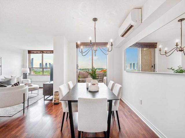 617 - 35 Ormskirk Ave, Condo with 2 bedrooms, 2 bathrooms and 1 parking in Toronto ON | Image 3