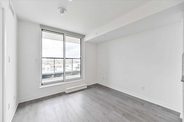 610 - 1401 O'connor Dr, Condo with 1 bedrooms, 2 bathrooms and 1 parking in Toronto ON | Image 2
