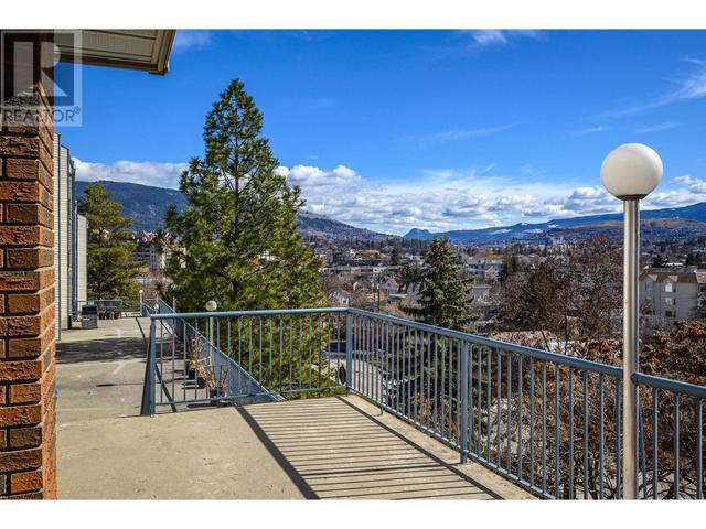 3901 - 32 Avenue Unit# 308, Condo with 2 bedrooms, 2 bathrooms and 2 parking in Vernon BC | Image 30