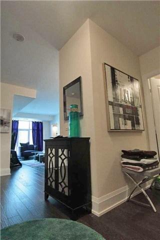 1030 - 1 Old Mill Dr, Condo with 2 bedrooms, 2 bathrooms and 2 parking in Toronto ON | Image 3