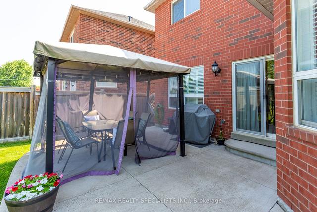 34 Collingwood Ave, House detached with 4 bedrooms, 3 bathrooms and 4 parking in Brampton ON | Image 31