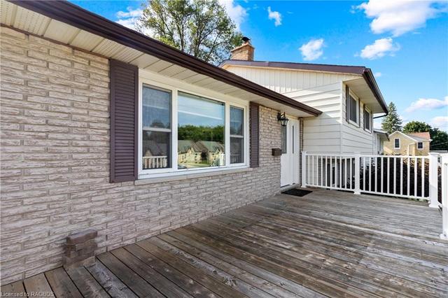358 David Winkler Parkway, House detached with 3 bedrooms, 1 bathrooms and 4 parking in West Grey ON | Image 21