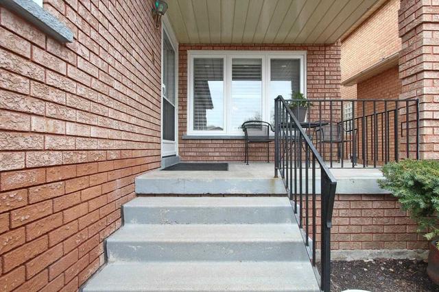 84 Sungold Crt, House detached with 4 bedrooms, 5 bathrooms and 8 parking in Vaughan ON | Image 34