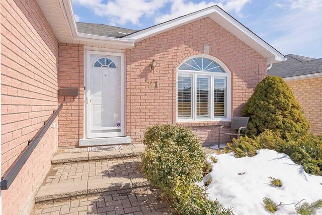 21 Finlay Rd, House detached with 2 bedrooms, 2 bathrooms and 3 parking in Barrie ON | Image 12