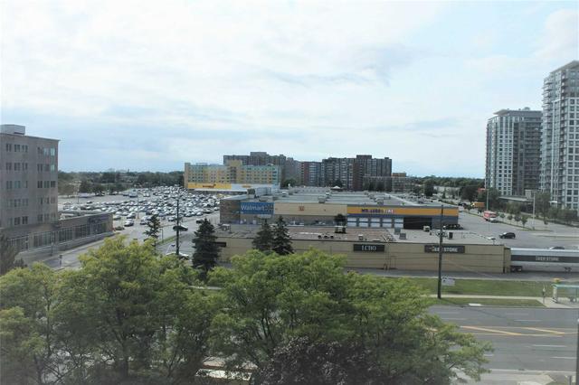 709 - 2365 Kennedy Rd, Condo with 2 bedrooms, 2 bathrooms and 1 parking in Toronto ON | Image 6