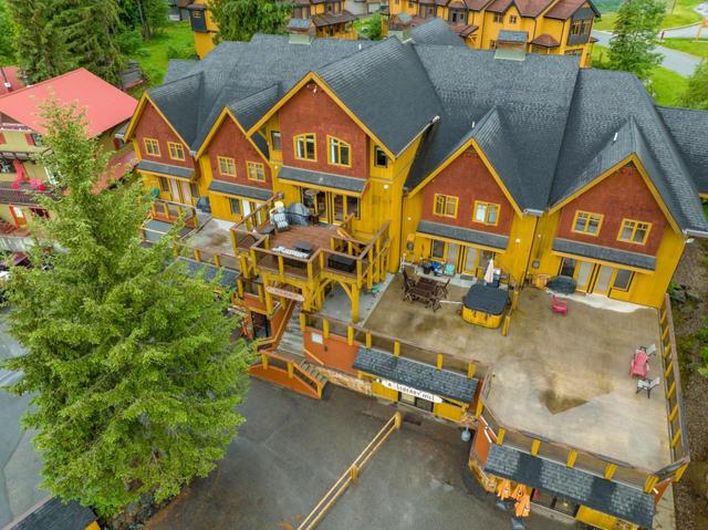 11 - 4430 Red Mountain Road, Condo with 2 bedrooms, 3 bathrooms and null parking in Rossland BC | Image 53