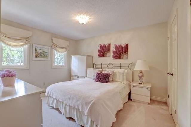 1298 Bunsden Ave, House detached with 5 bedrooms, 4 bathrooms and 11 parking in Mississauga ON | Image 17