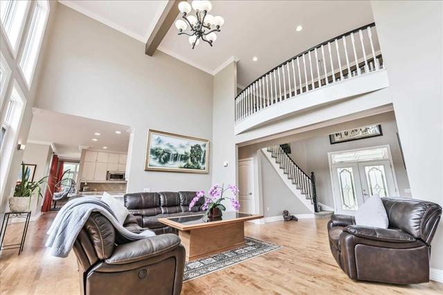 1037 Beaumont Dr S, House detached with 5 bedrooms, 4 bathrooms and 8 parking in Bracebridge ON | Image 7