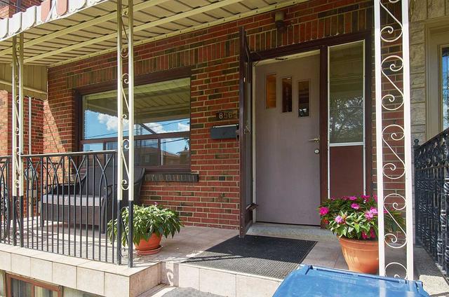 856 Runnymede Rd, House semidetached with 3 bedrooms, 3 bathrooms and 2 parking in Toronto ON | Image 23