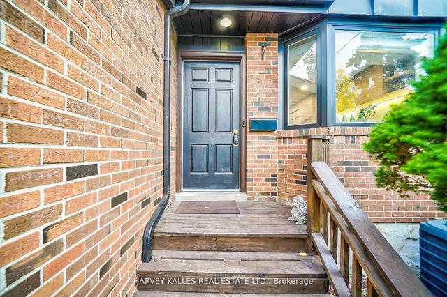 341 Glengarry Ave, House detached with 3 bedrooms, 2 bathrooms and 4 parking in Toronto ON | Image 23