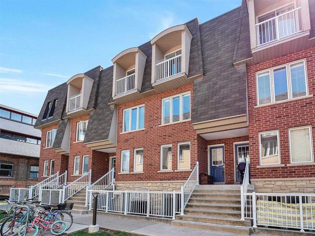 65 - 55 Foundry Ave, Townhouse with 3 bedrooms, 2 bathrooms and 1 parking in Toronto ON | Image 1