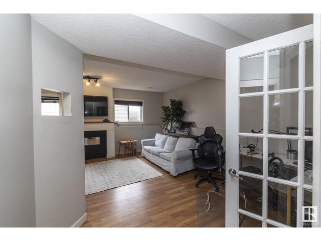 4012 53 St, House detached with 4 bedrooms, 2 bathrooms and null parking in Gibbons AB | Image 14