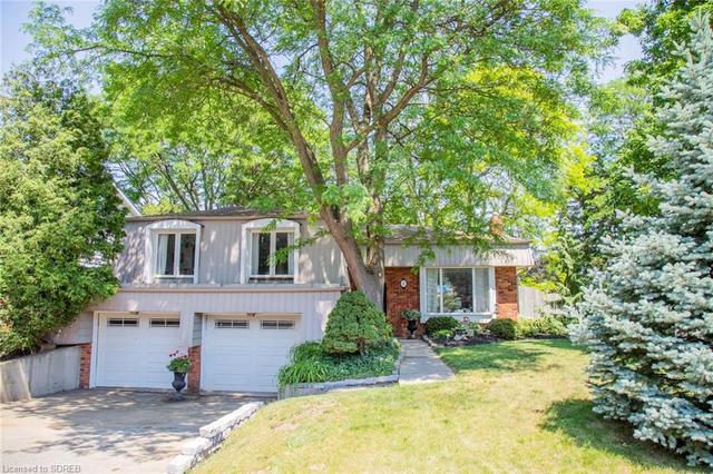 2 Cardinal Knoll, House detached with 3 bedrooms, 2 bathrooms and 4 parking in Brantford ON | Image 1