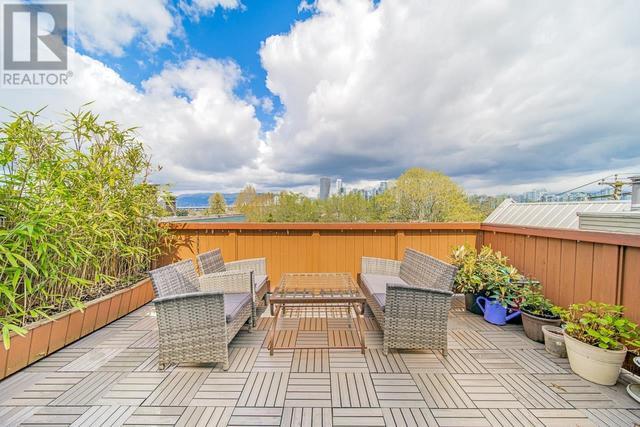 2215 Alder Street, House attached with 2 bedrooms, 2 bathrooms and 1 parking in Vancouver BC | Image 24