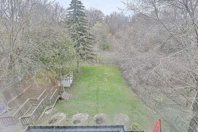 135 Roebuck Dr, House detached with 3 bedrooms, 2 bathrooms and 4 parking in Toronto ON | Image 11