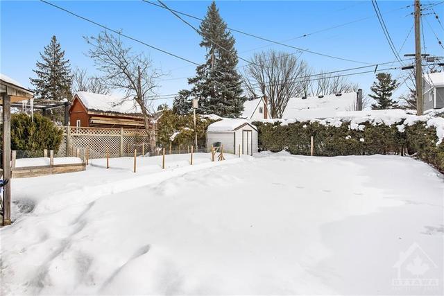 228 Lennox Park Avenue, House detached with 3 bedrooms, 2 bathrooms and 3 parking in Ottawa ON | Image 19