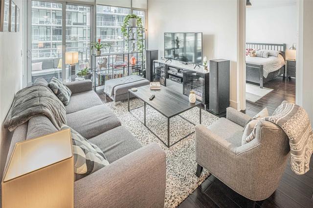 418 - 29 Queens Quay E, Condo with 2 bedrooms, 2 bathrooms and 1 parking in Toronto ON | Image 8