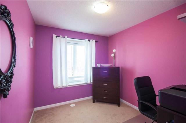 104 Lathbury St, House attached with 3 bedrooms, 3 bathrooms and 1 parking in Brampton ON | Image 12