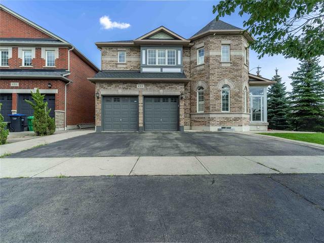 498 Tremblant Crt, House detached with 4 bedrooms, 5 bathrooms and 5 parking in Mississauga ON | Image 12