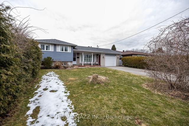 986 Susan Crt, House detached with 3 bedrooms, 2 bathrooms and 5 parking in Oshawa ON | Image 12