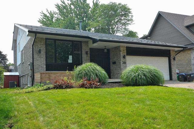 upper - 36 Bowshelm Crt, House detached with 3 bedrooms, 2 bathrooms and 2 parking in Mississauga ON | Image 12