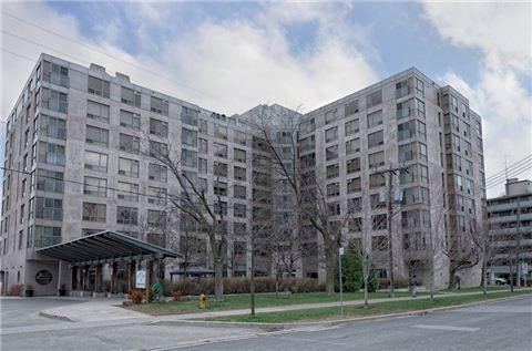 902 - 2 Neptune Dr, Condo with 2 bedrooms, 2 bathrooms and 1 parking in Toronto ON | Image 1