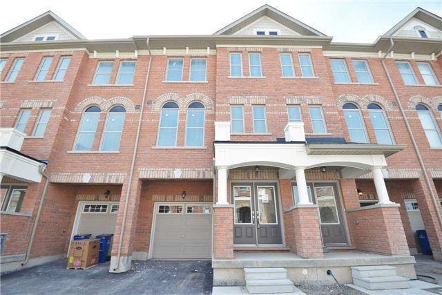 23 City Park Circ, House attached with 3 bedrooms, 4 bathrooms and 1 parking in Vaughan ON | Image 1