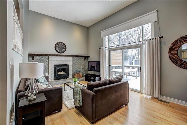 81 Redgrave Dr, House attached with 3 bedrooms, 3 bathrooms and 2 parking in Toronto ON | Image 3